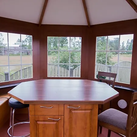 Detached House With Everything Need *